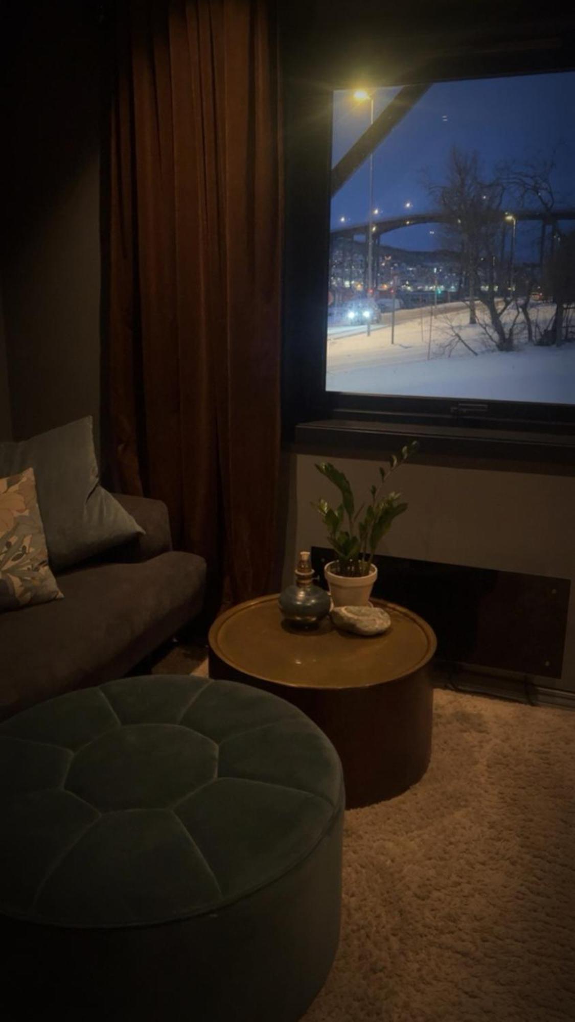 Anna'S Apartment, Tromsdalen ترومسو المظهر الخارجي الصورة